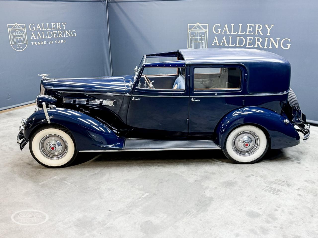 1937 Packard One-Twenty Rollston