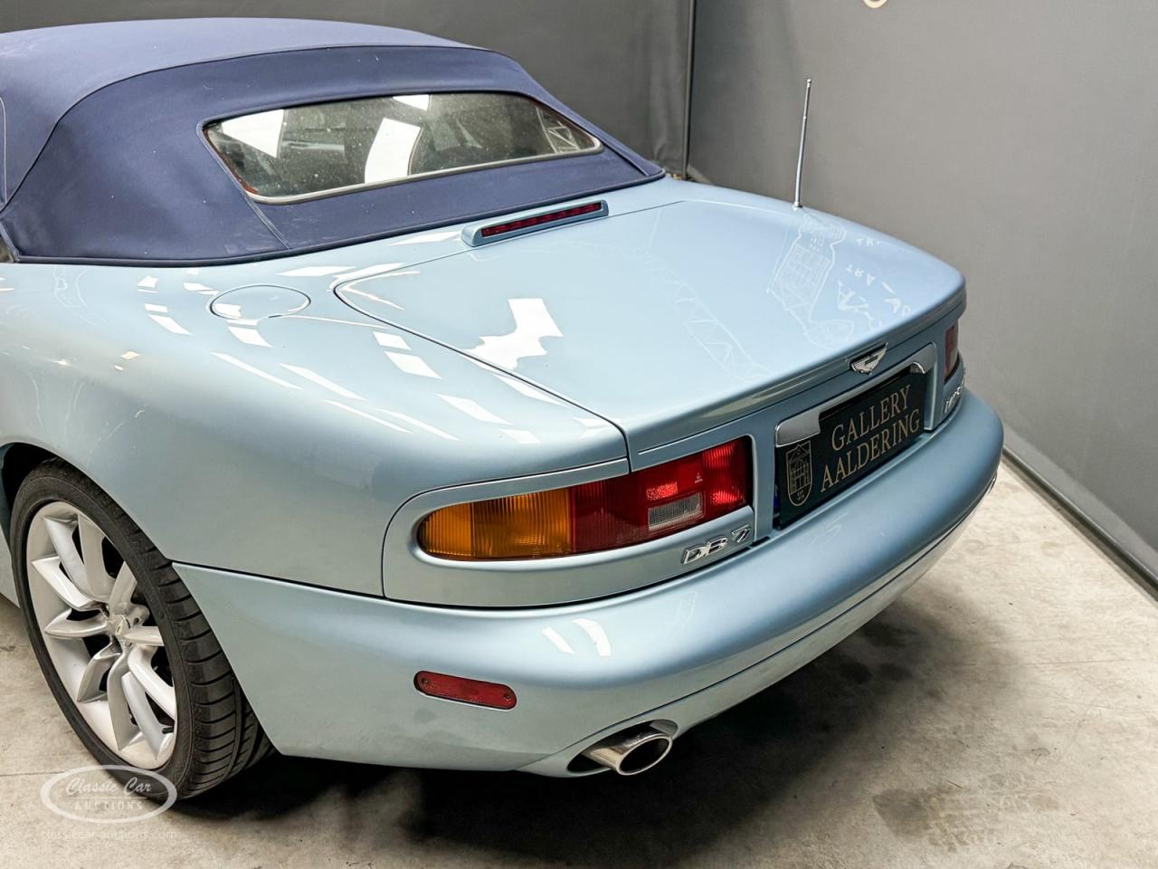 2000 Aston Martin DB7