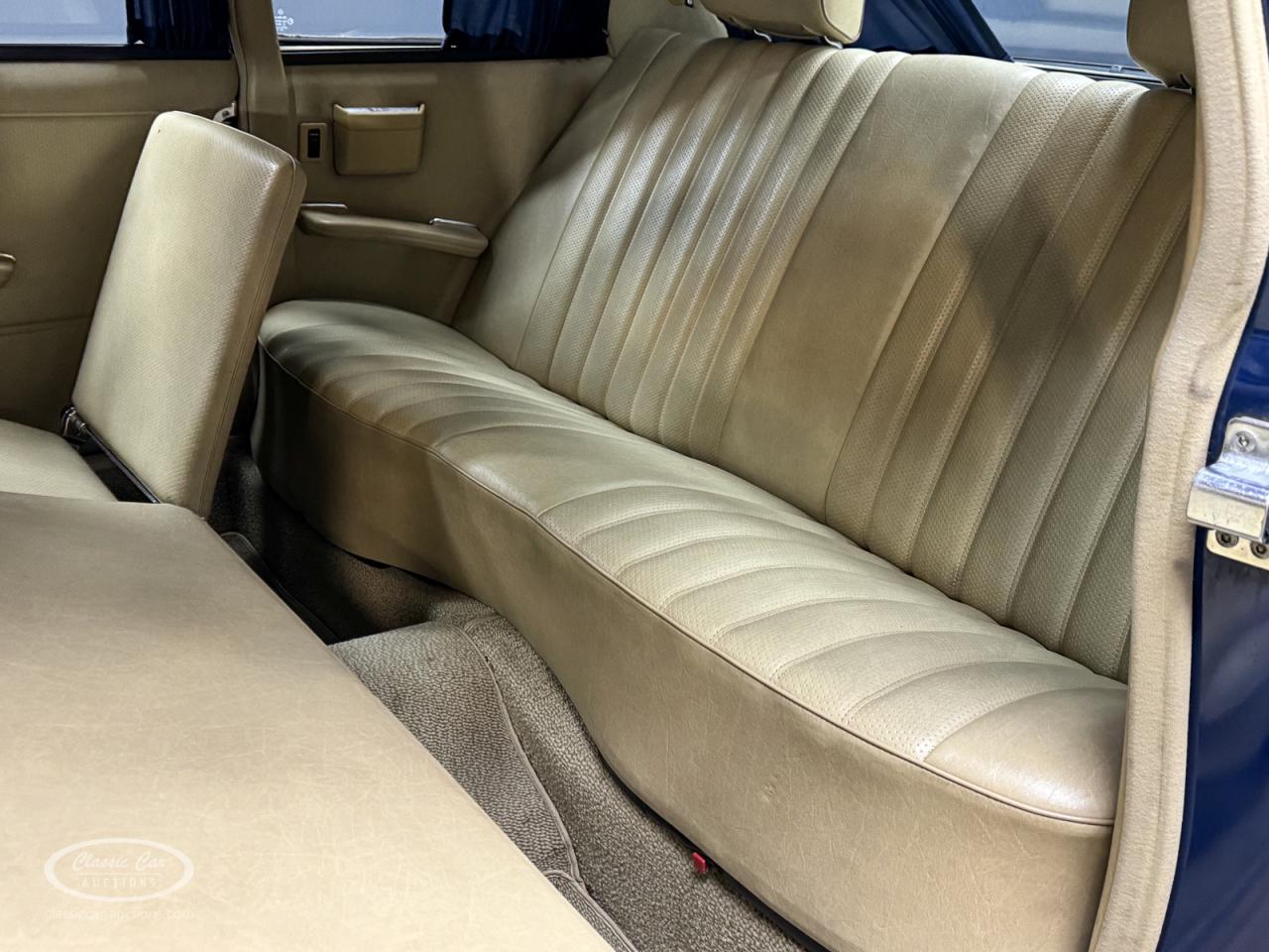 1984 Mercedes - Benz 250