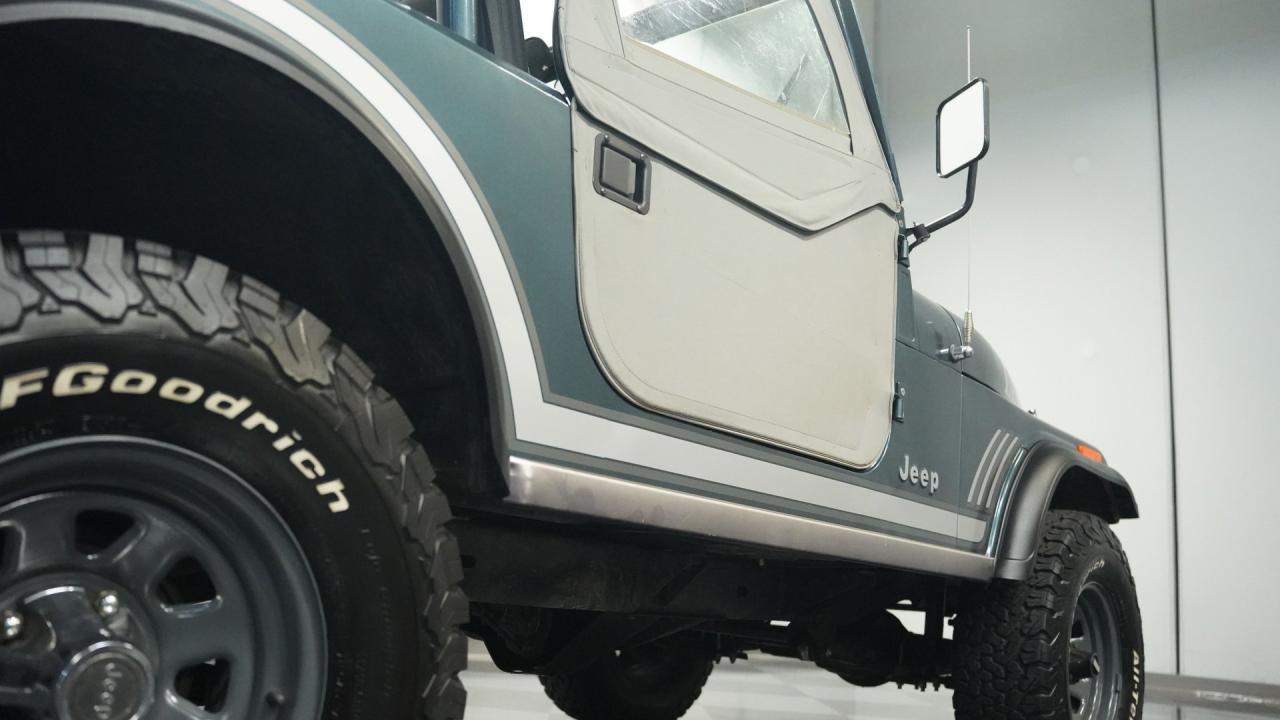 1983 Jeep CJ7 Laredo