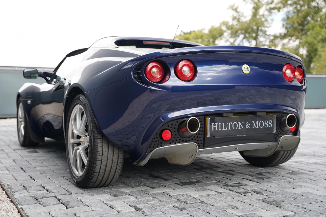 2004 Lotus Elise