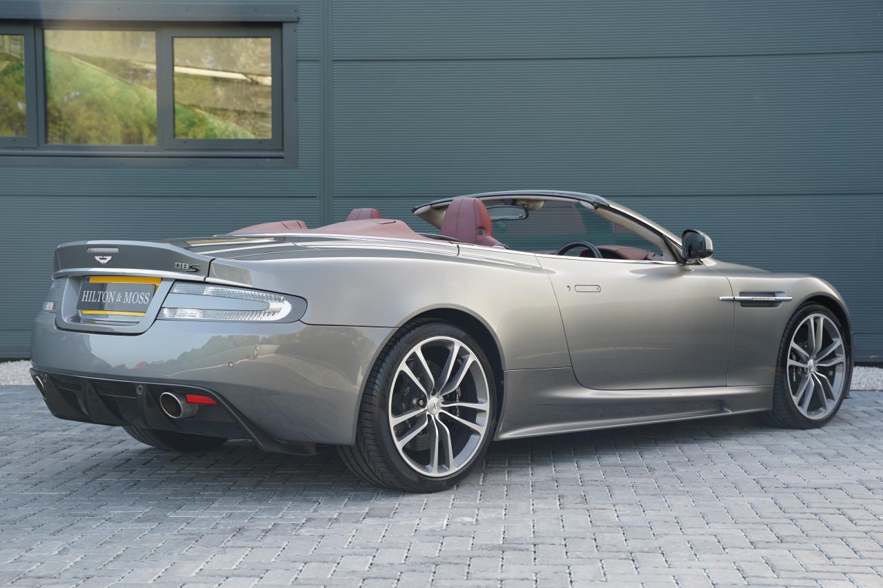 2011 Aston Martin DBS