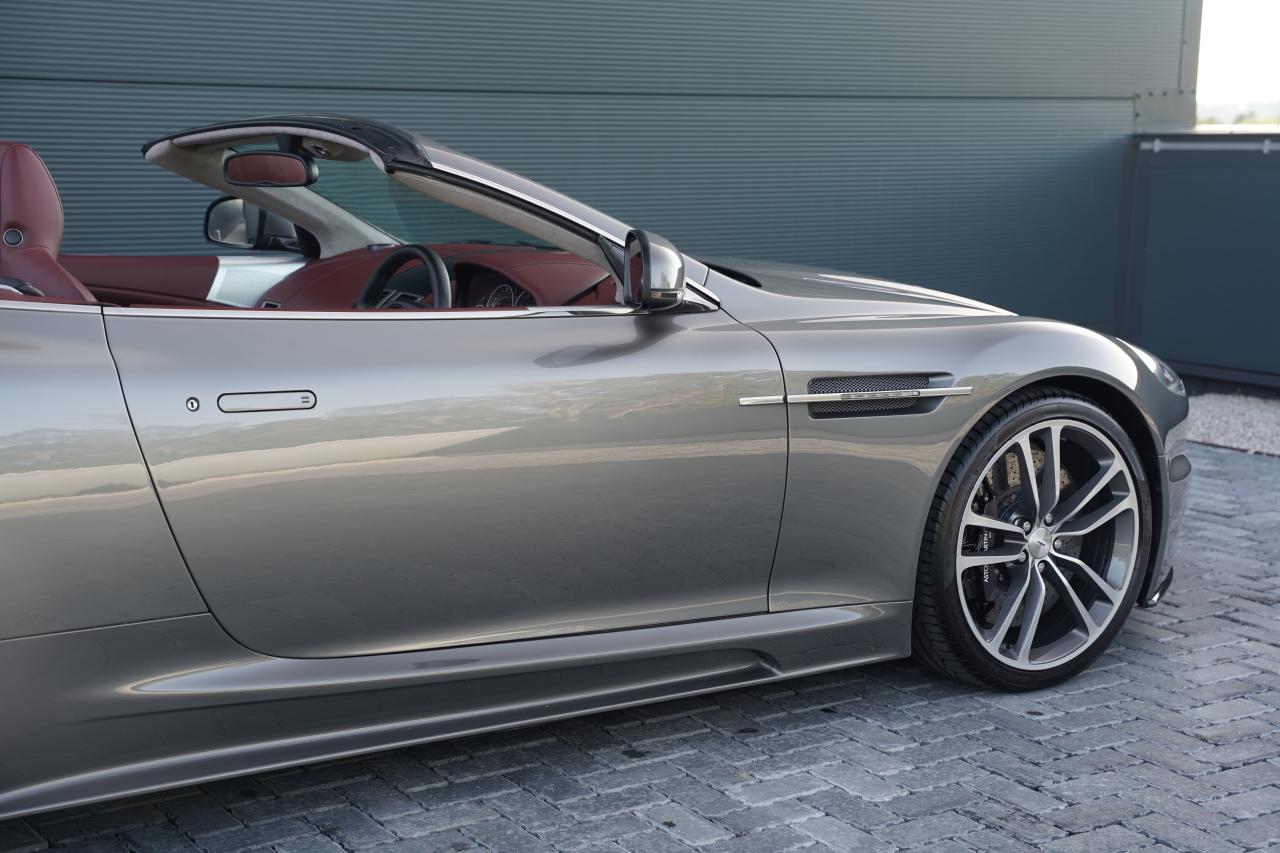 2011 Aston Martin DBS