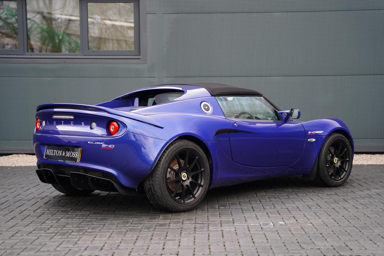 2021 Lotus Elise