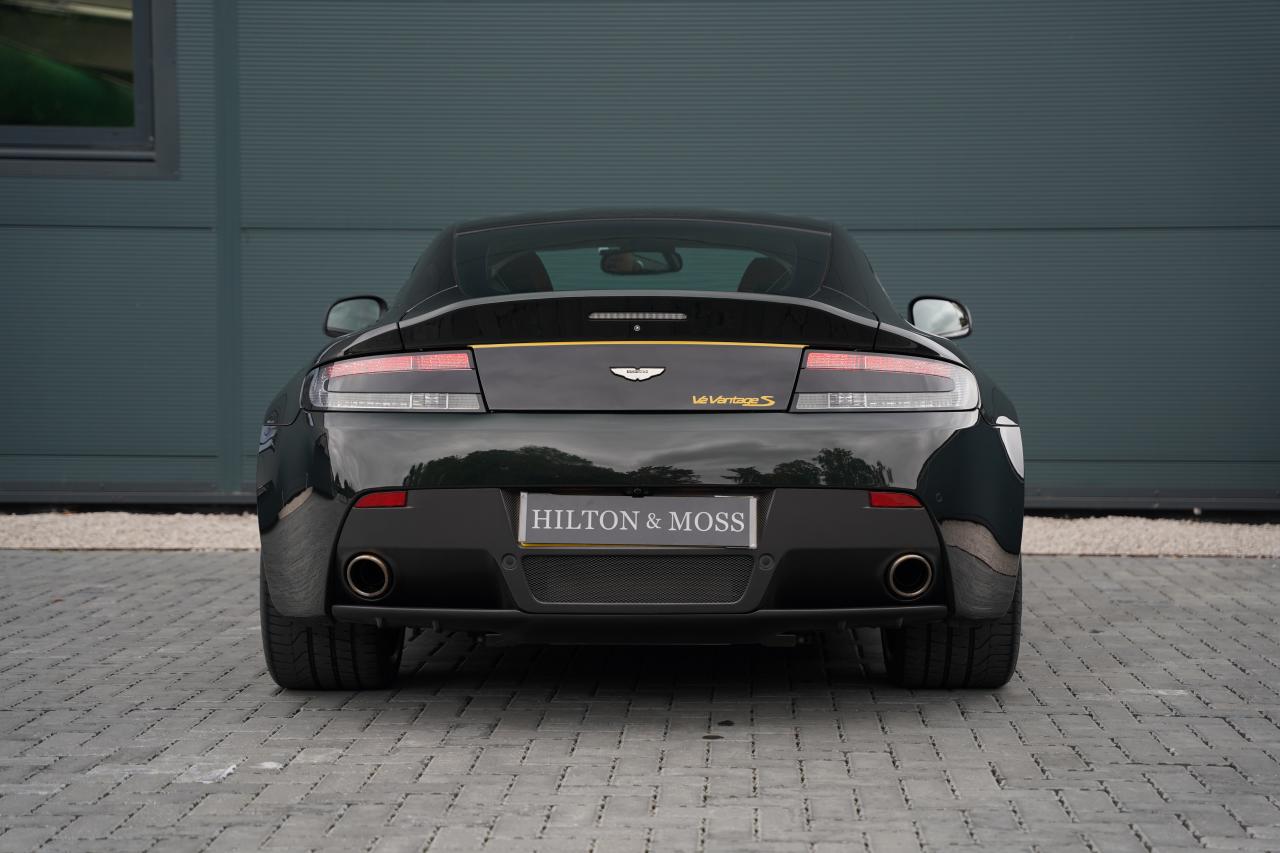 2016 Aston Martin V12 Vantage