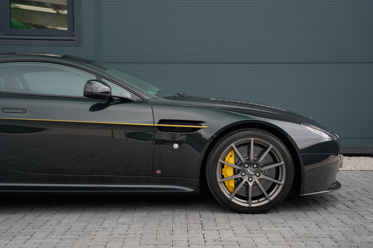 2016 Aston Martin V12 Vantage