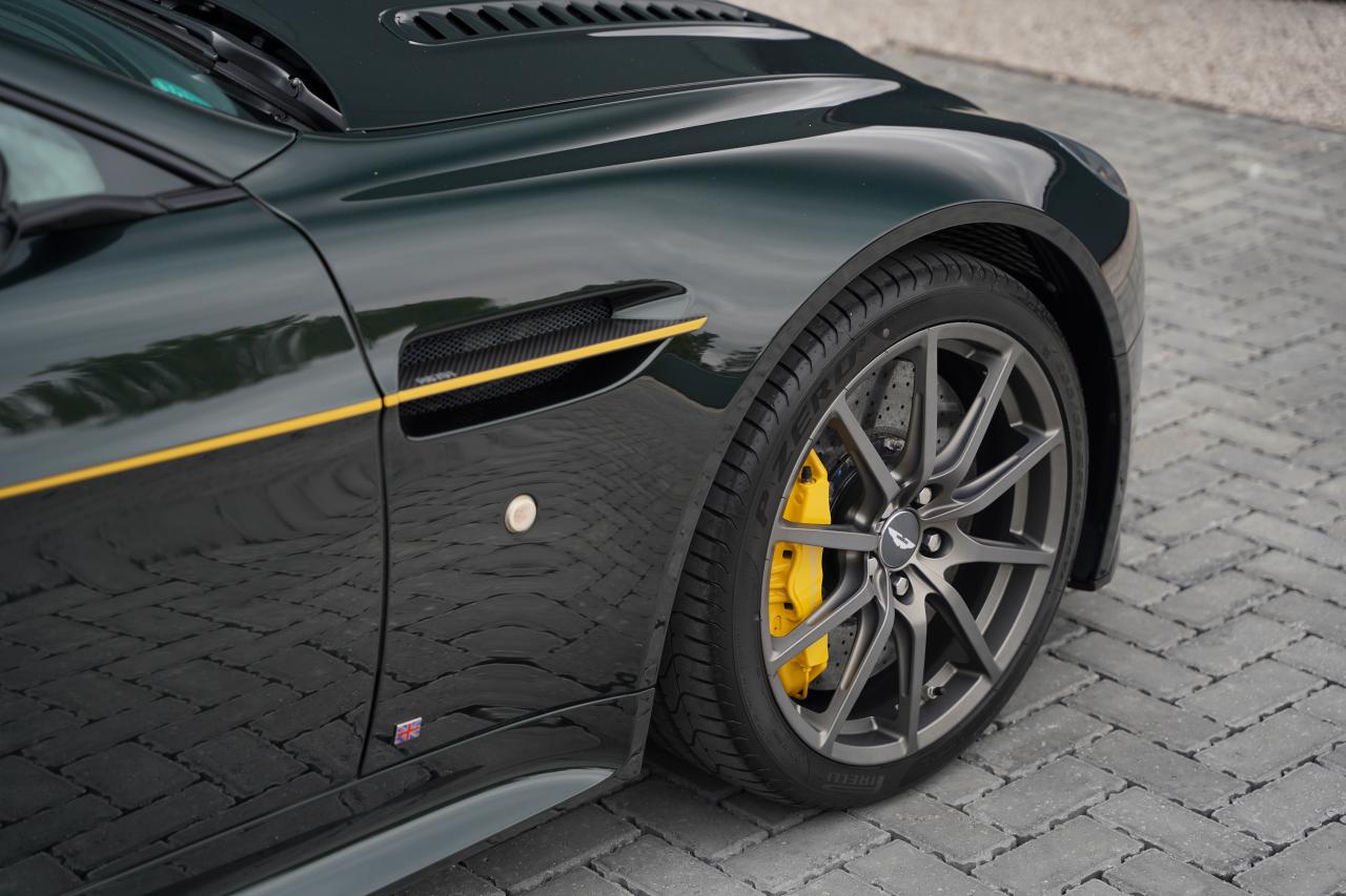 2016 Aston Martin V12 Vantage