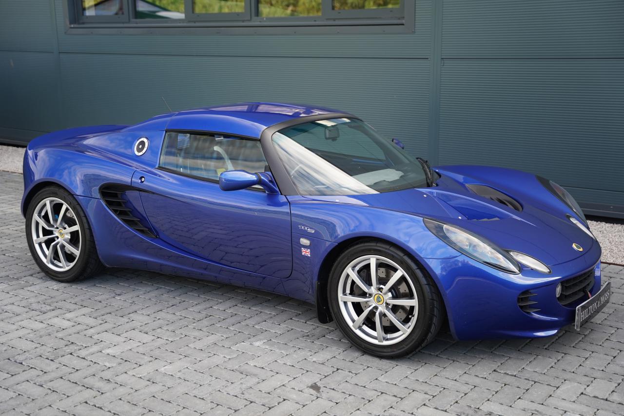 2004 Lotus Elise