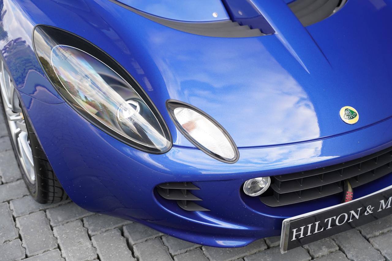 2004 Lotus Elise