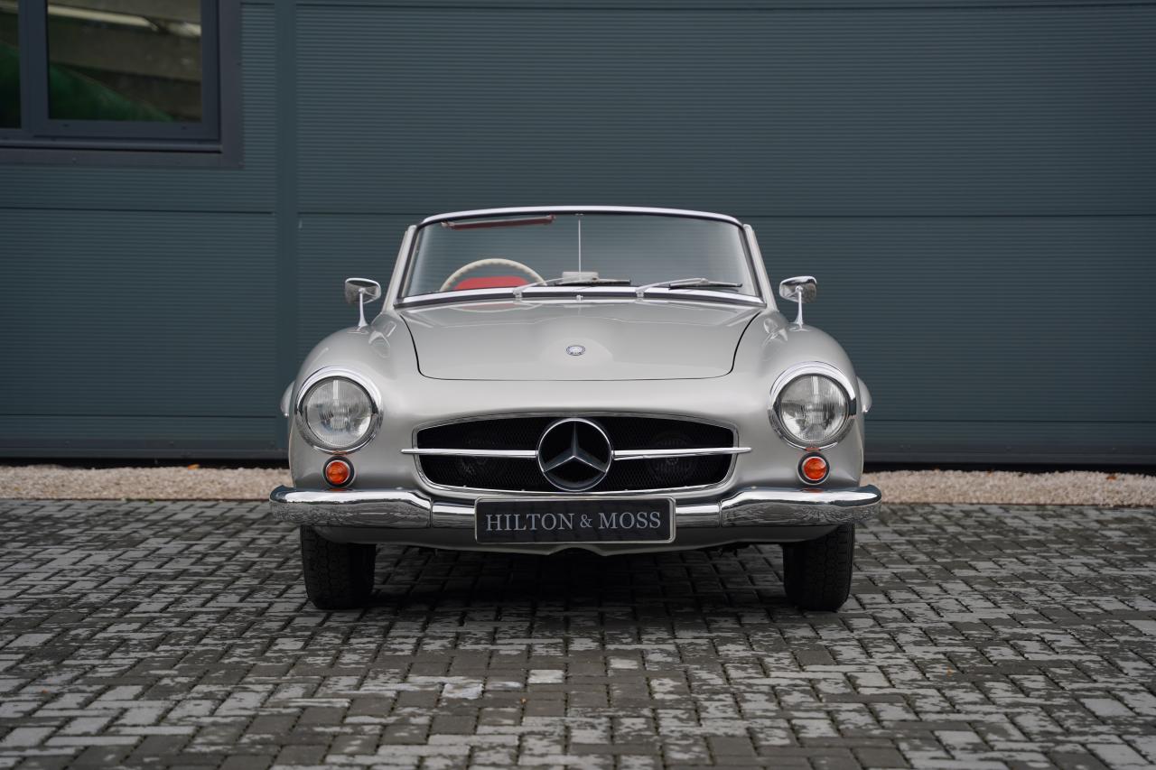 1960 Mercedes - Benz 190SL