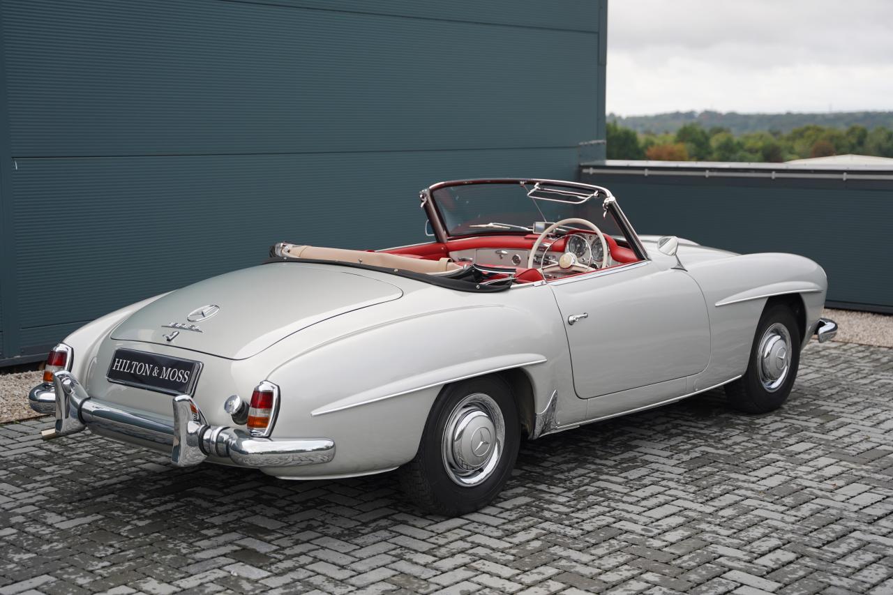 1960 Mercedes - Benz 190SL