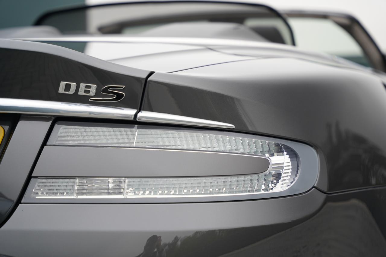 2011 Aston Martin DBS