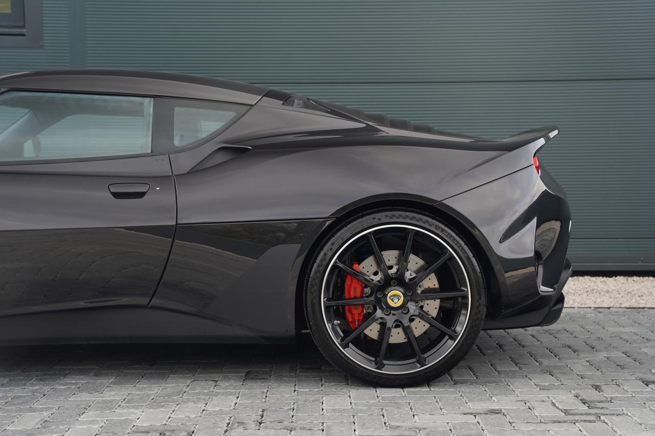 2022 Lotus Evora 