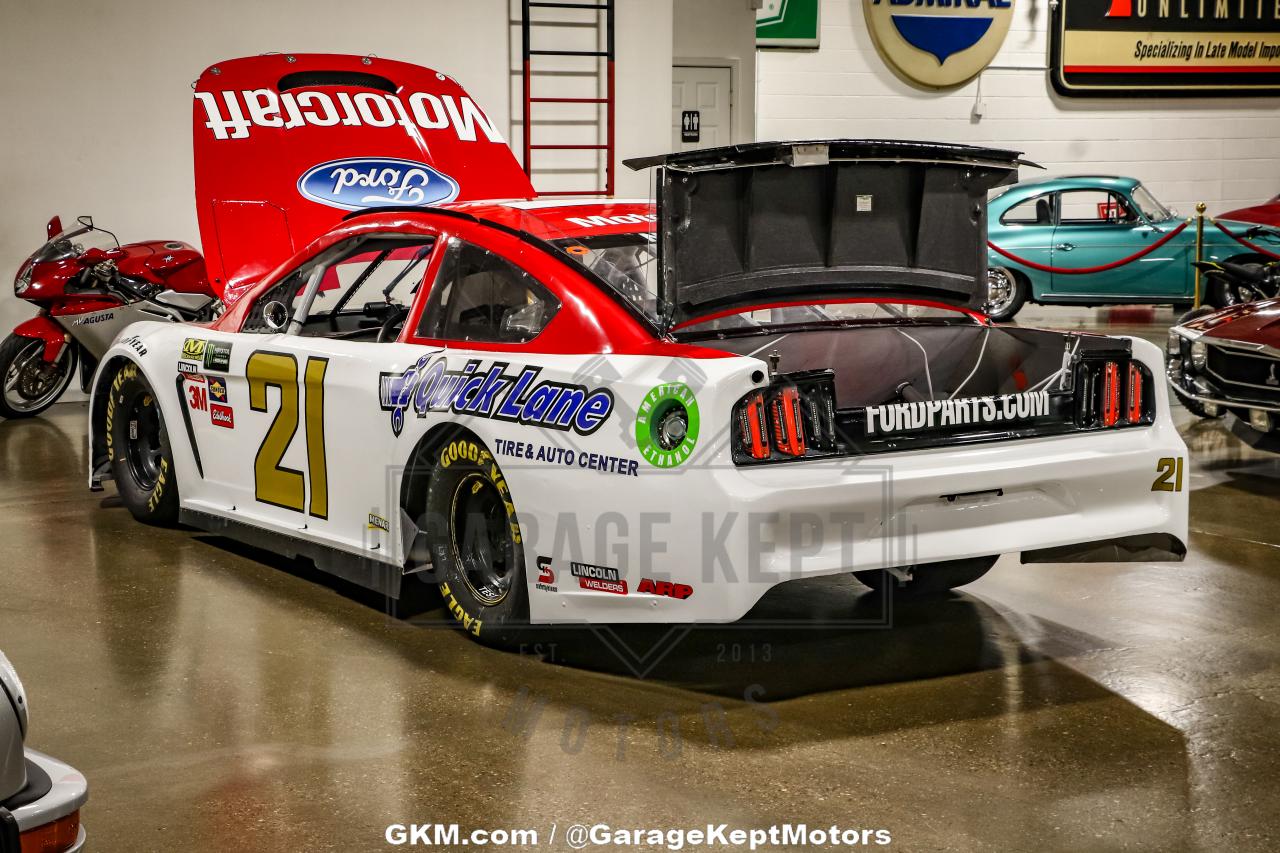 2014 Nascar Cup Car