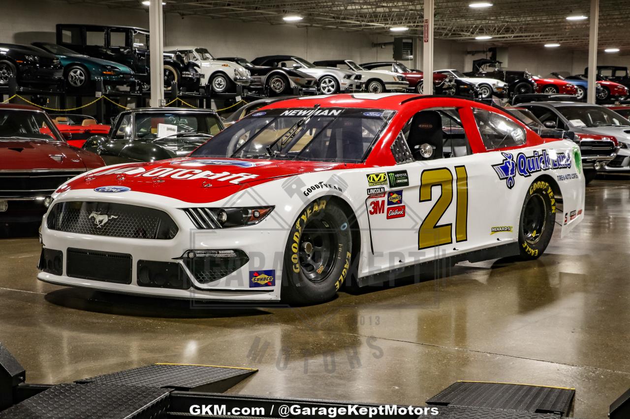 2014 Nascar Cup Car