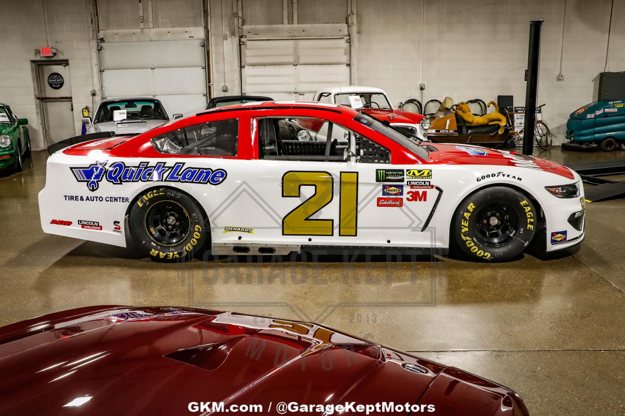 2014 Nascar Cup Car