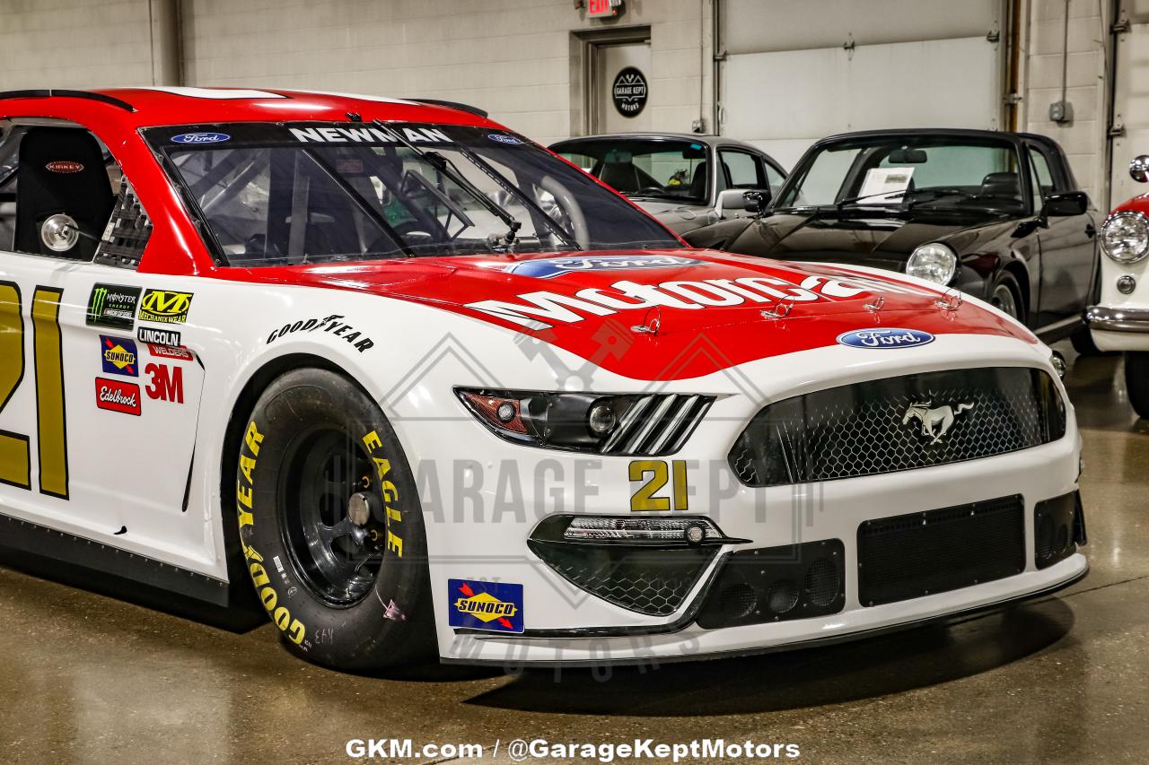 2014 Nascar Cup Car