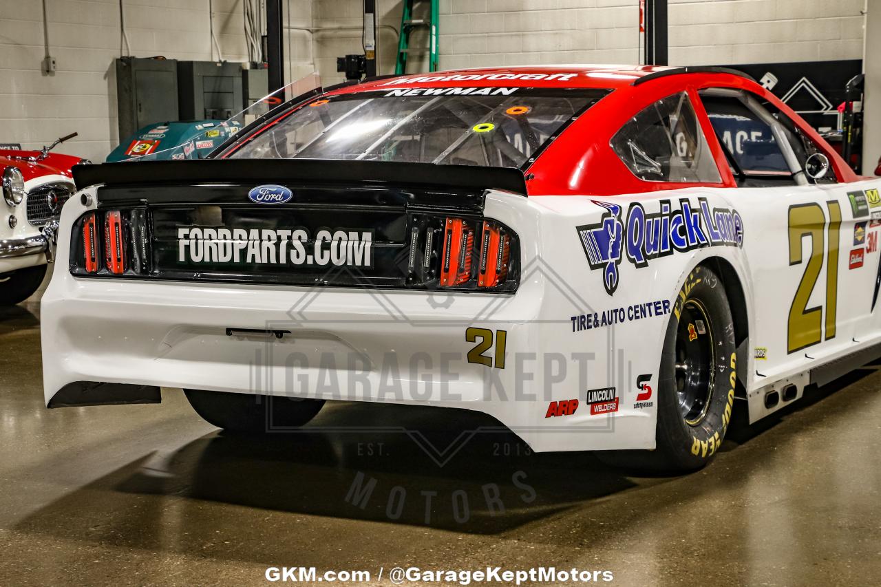 2014 Nascar Cup Car