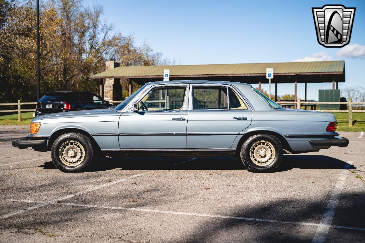 1979 Mercedes - Benz 300