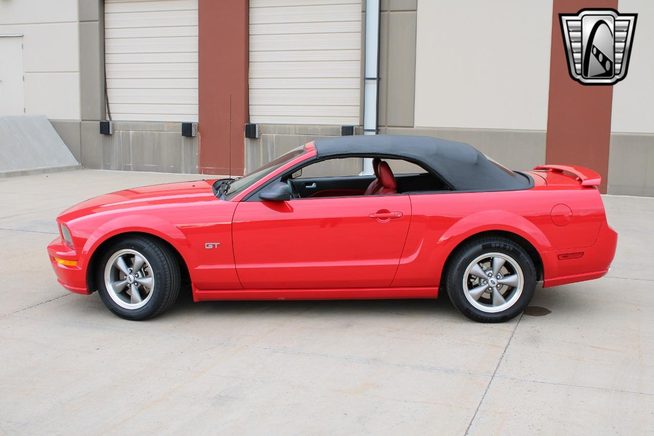 2006 Ford Mustang