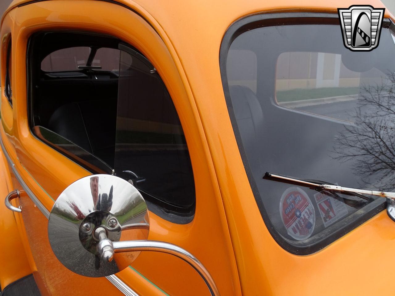 1940 Ford Custom