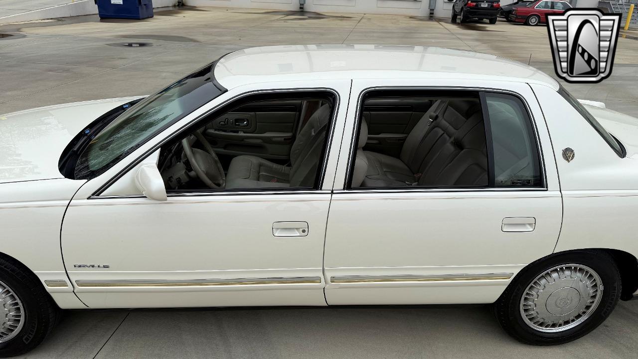 1999 Cadillac DeVille