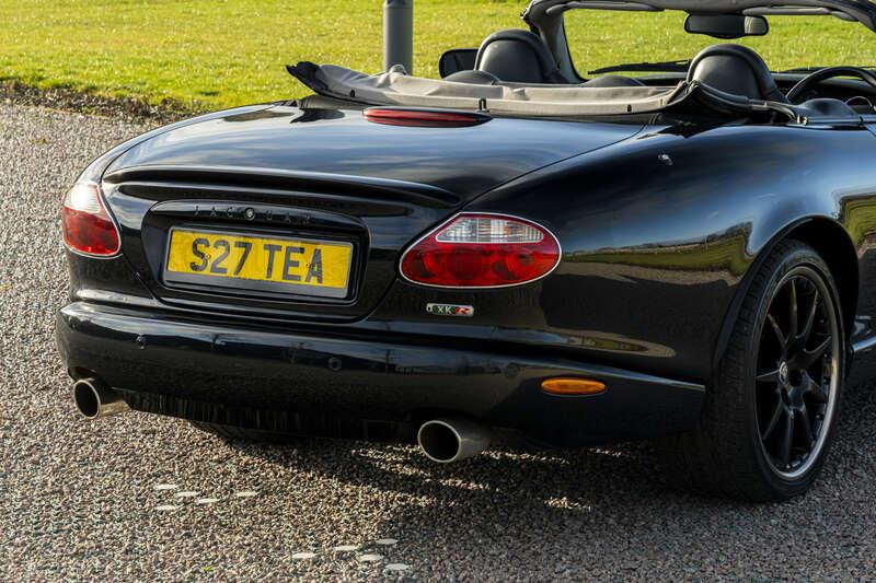 2004 Jaguar XKR CARBON EDITION