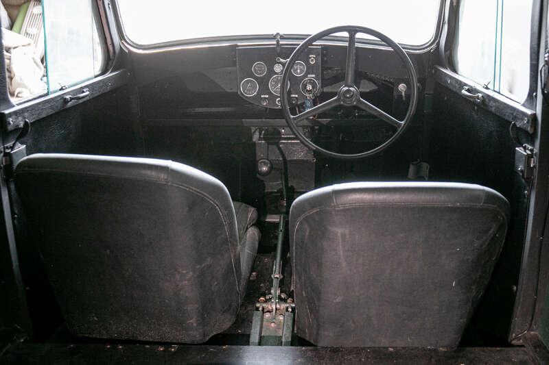 1947 Morris EIGHT