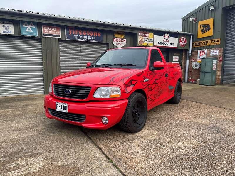 2005 Ford F-150 SVT Lightning