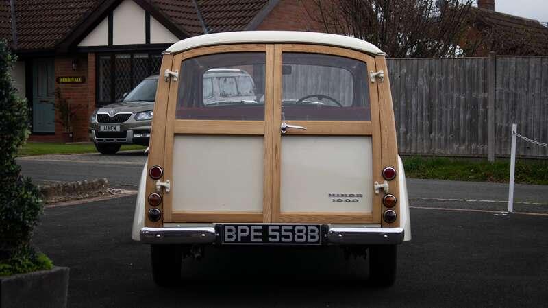 1964 Morris TRAVELLER