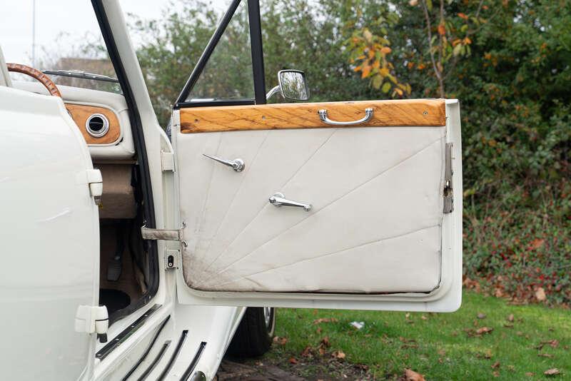 2010 BEAUFORD 4 DOOR LWB TOURER