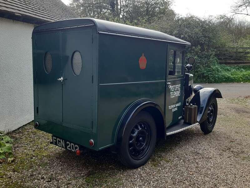 1938 Morris 5 CWT GPO VAN