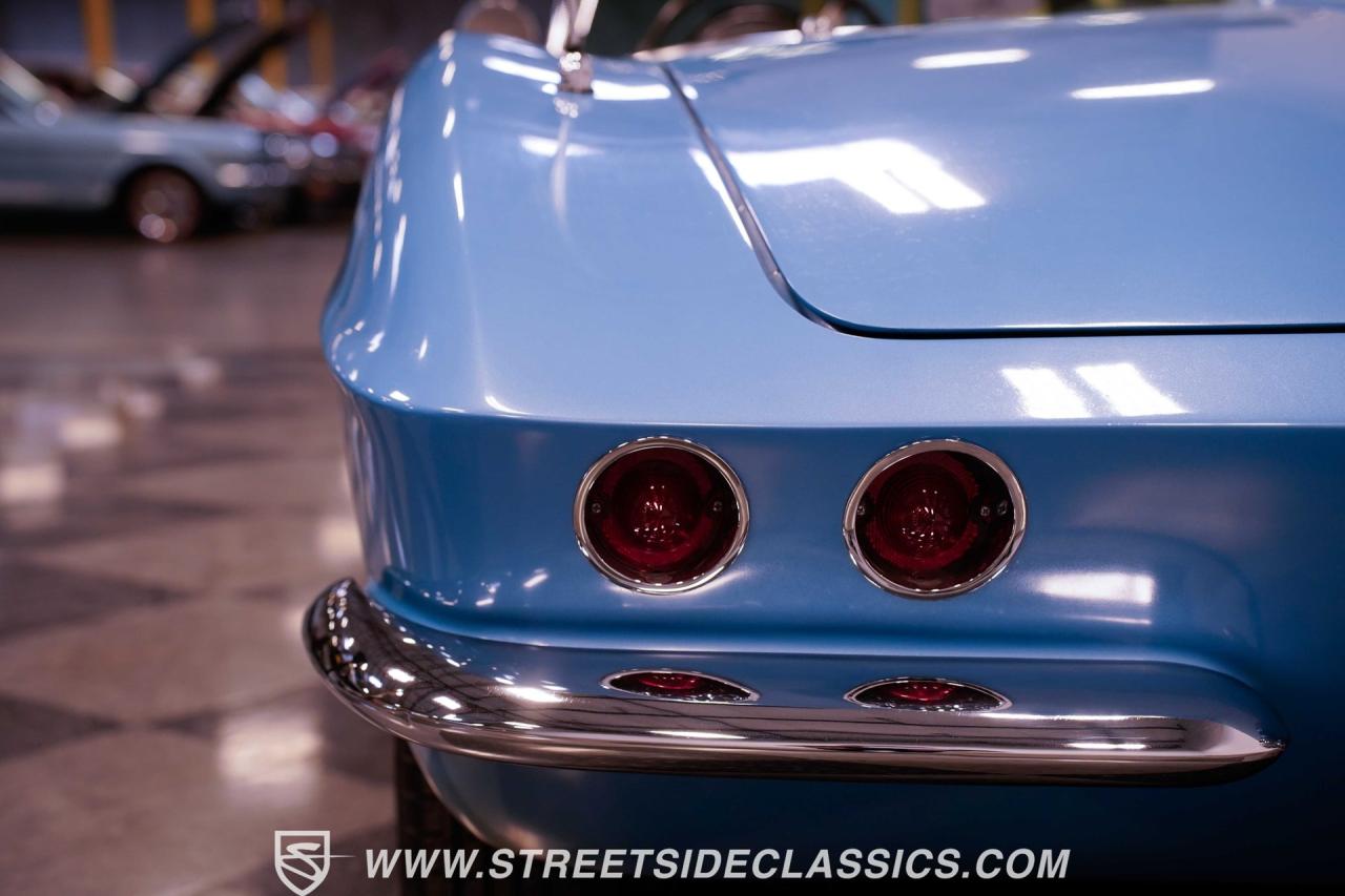 1961 Chevrolet Corvette Convertible