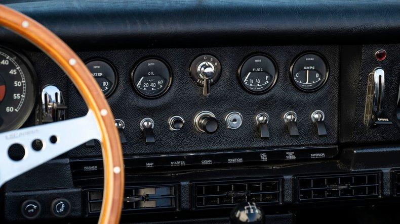 1967 Jaguar E-Type Series 1 4.2 Roadster