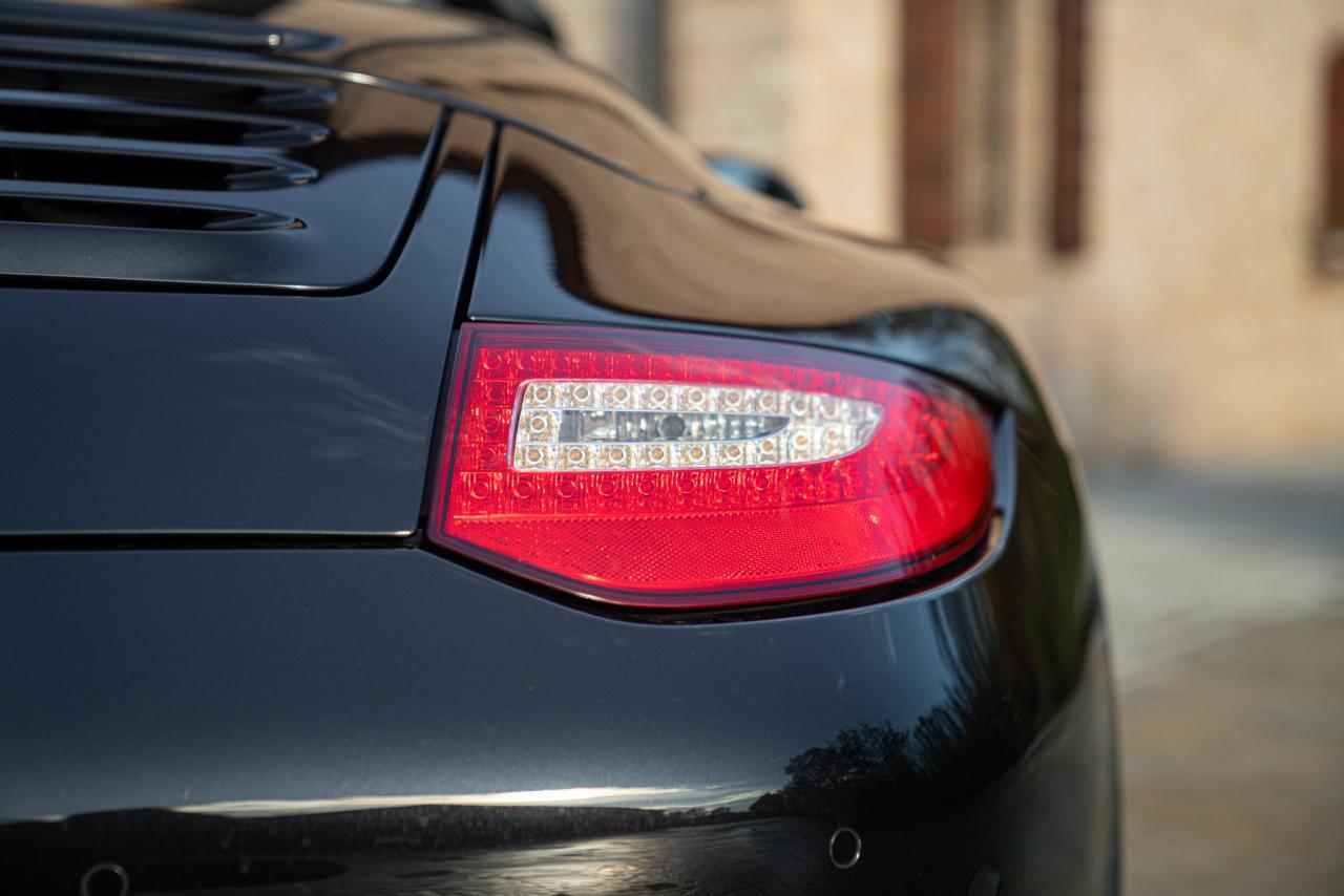 2011 Porsche 997 (911) CARRERA GTS