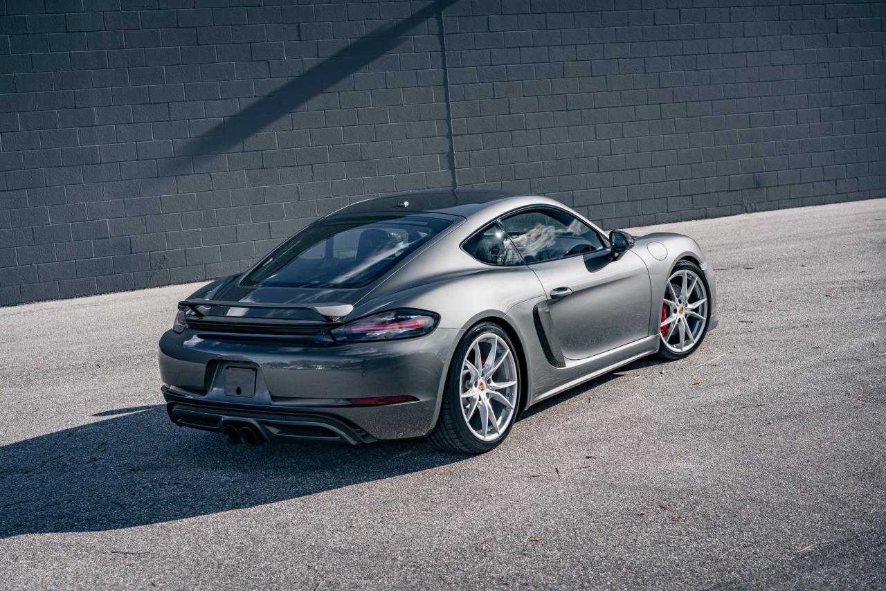 2019 Porsche Cayman S