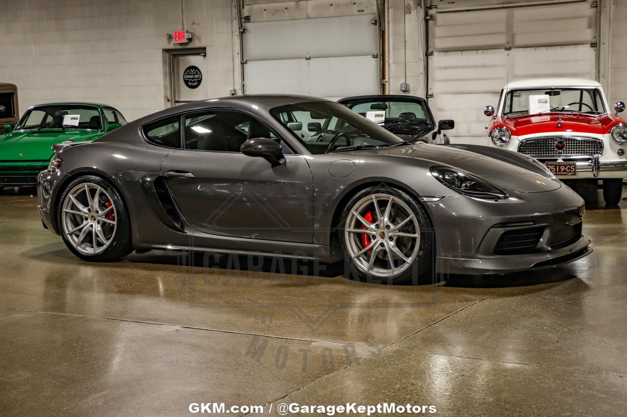 2019 Porsche Cayman S