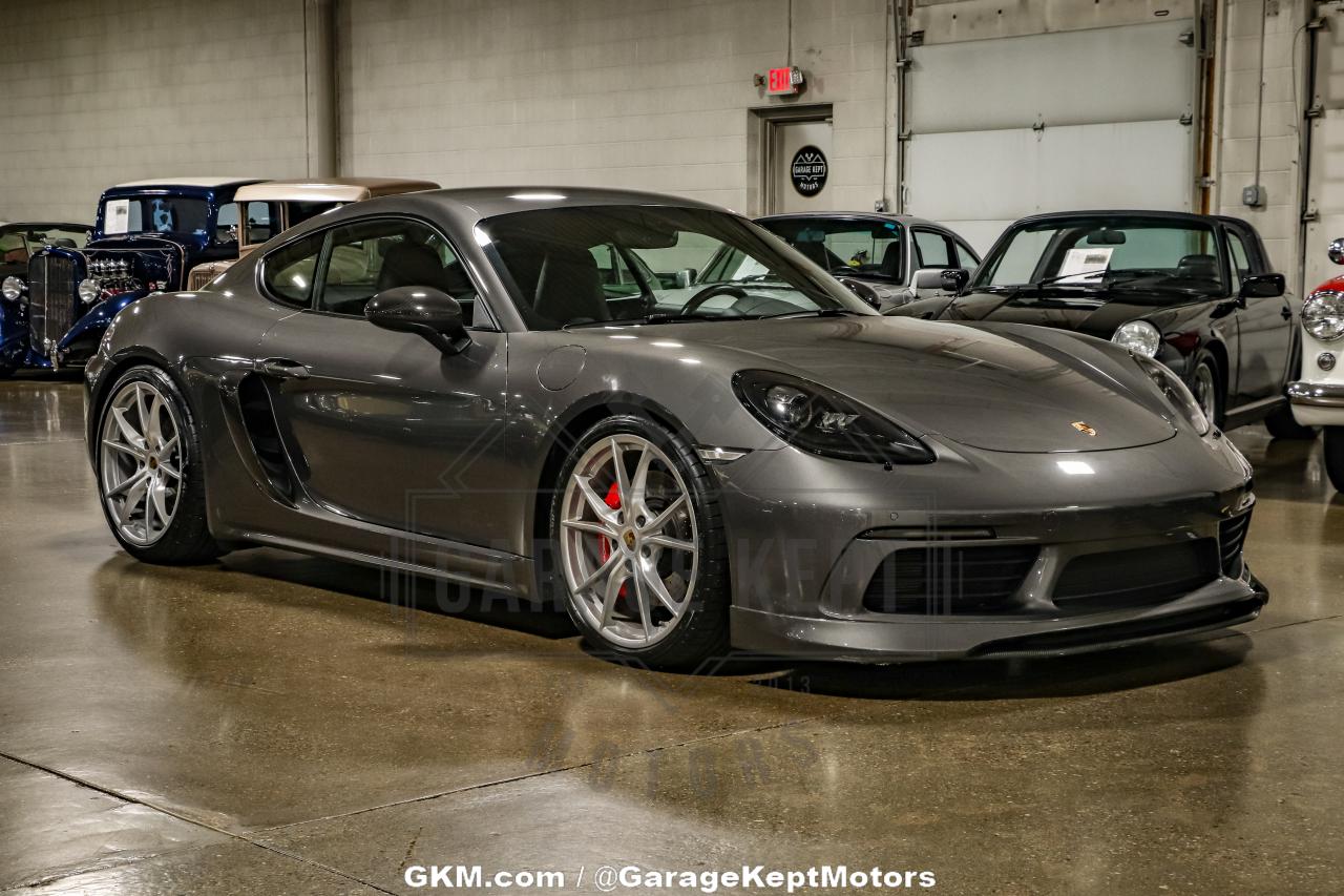 2019 Porsche Cayman S