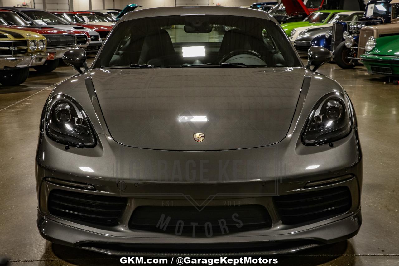 2019 Porsche Cayman S