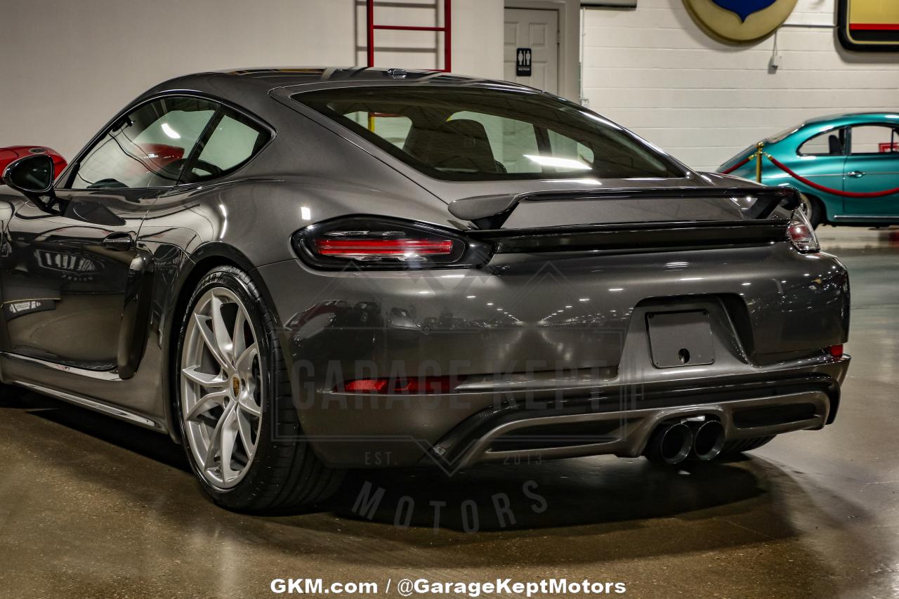 2019 Porsche Cayman S