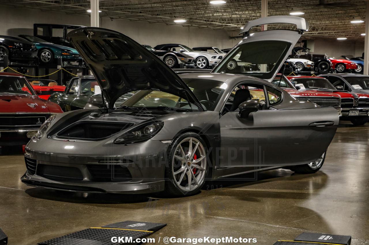 2019 Porsche Cayman S