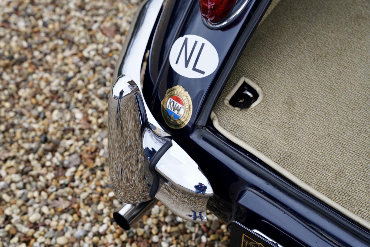 1957 Jaguar XK140 Drophead Coupe