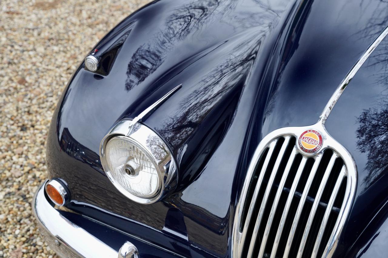 1957 Jaguar XK140 Drophead Coupe