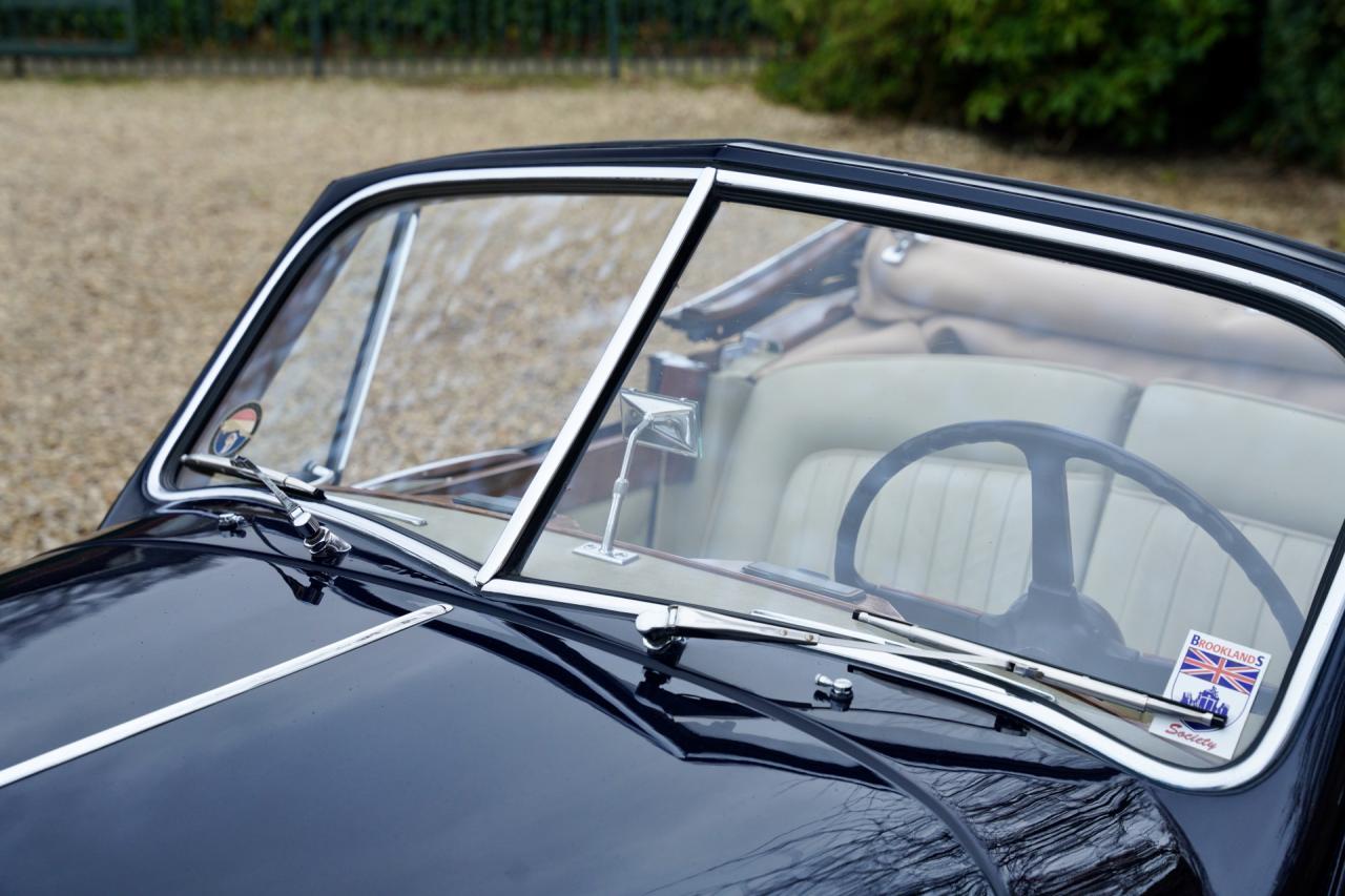 1957 Jaguar XK140 Drophead Coupe