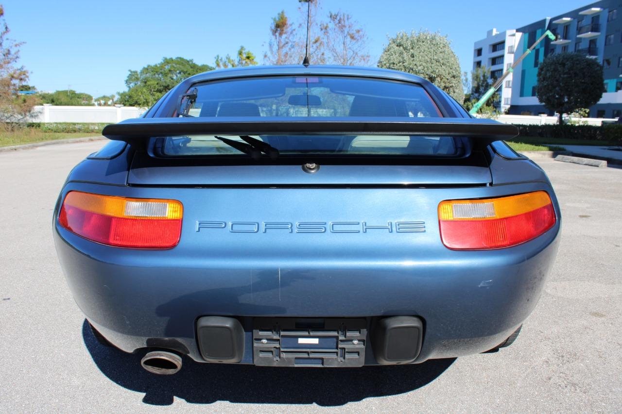 1989 Porsche 928