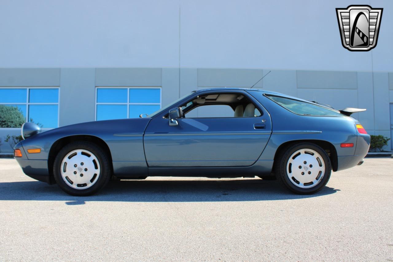 1989 Porsche 928