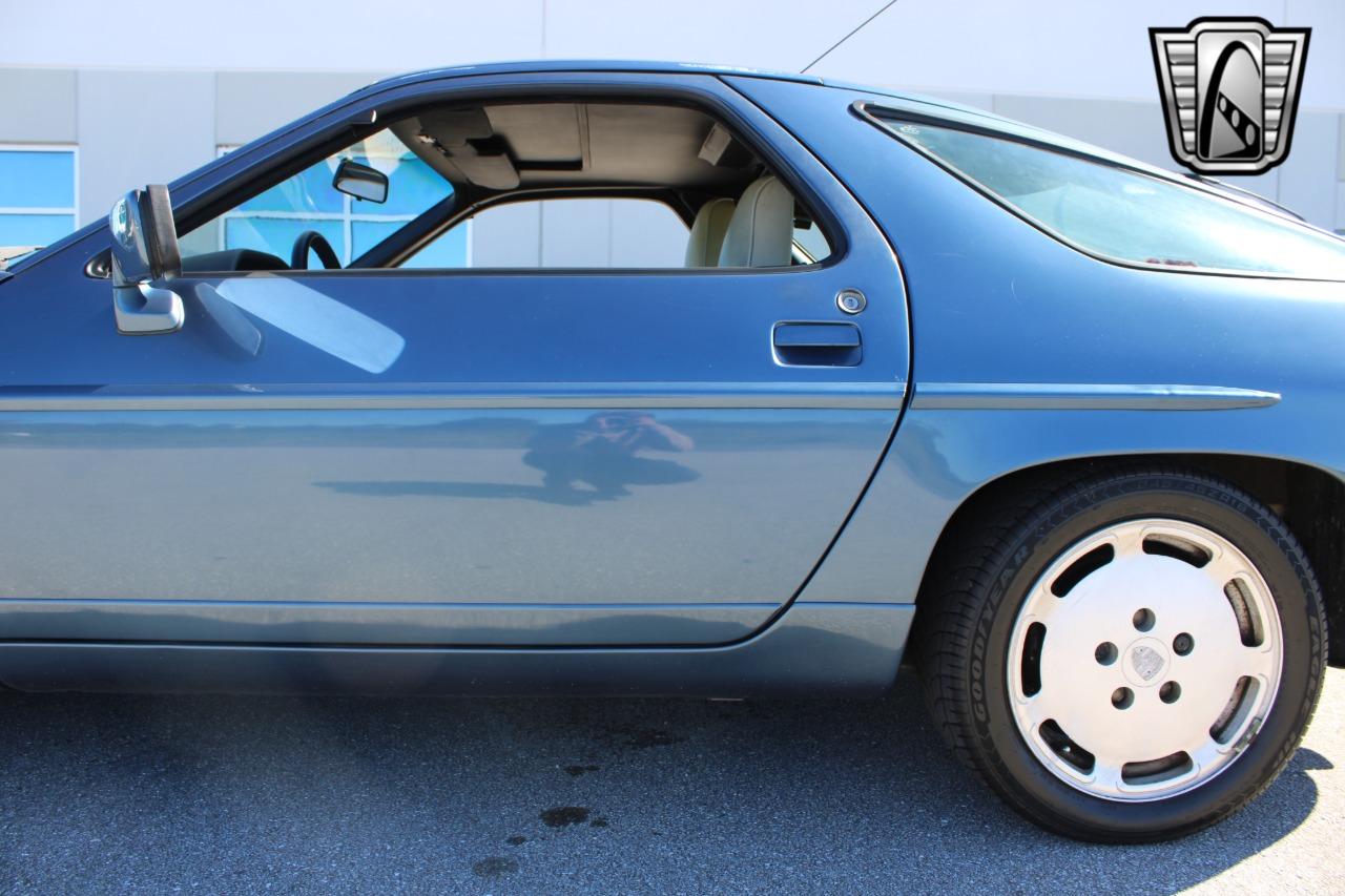 1989 Porsche 928