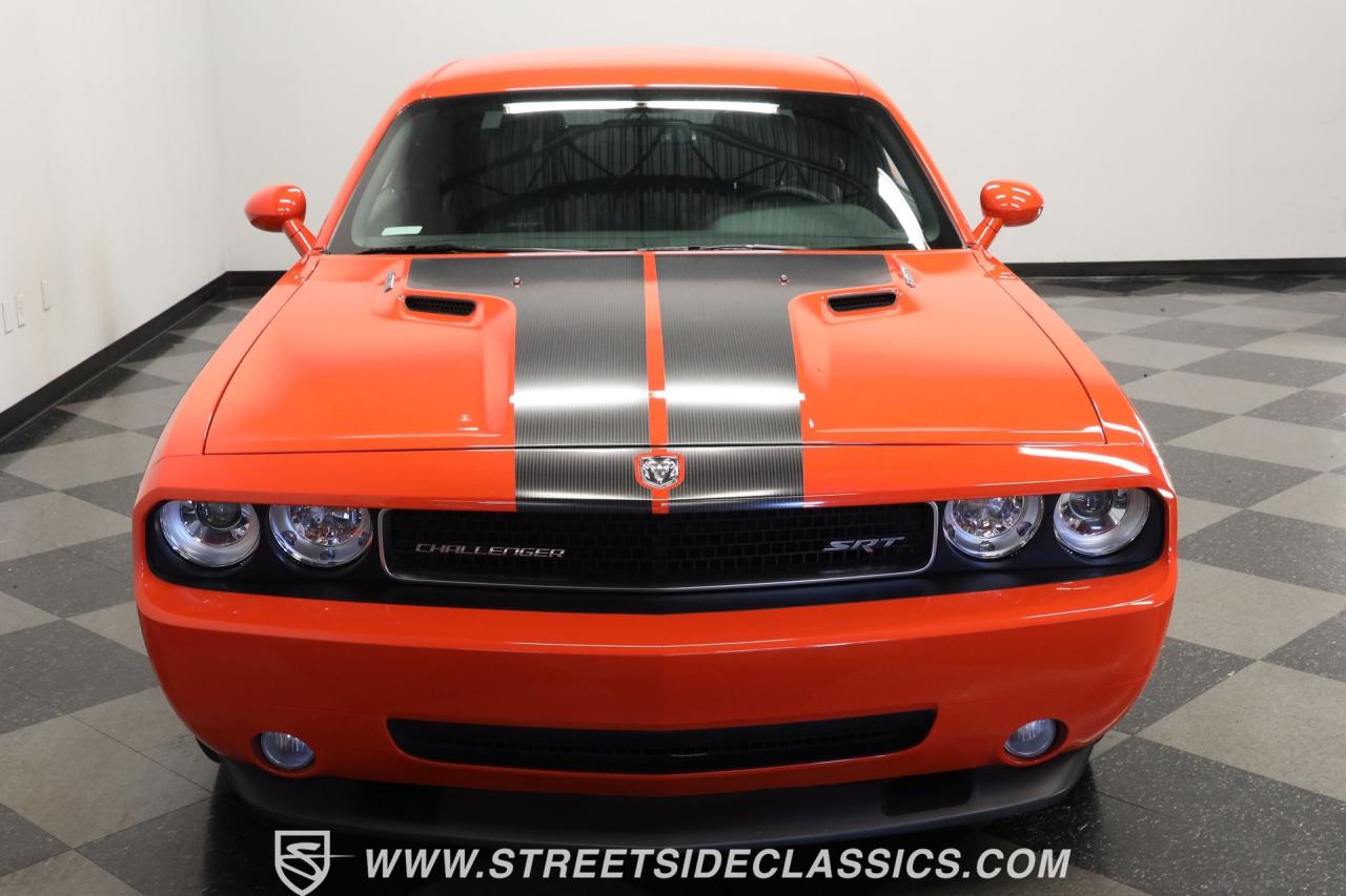 2009 Dodge Challenger SRT-8