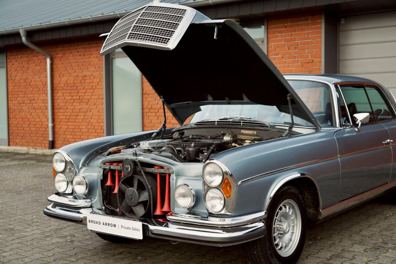 1970 Mercedes - Benz 280 SE 3.5 Coupe