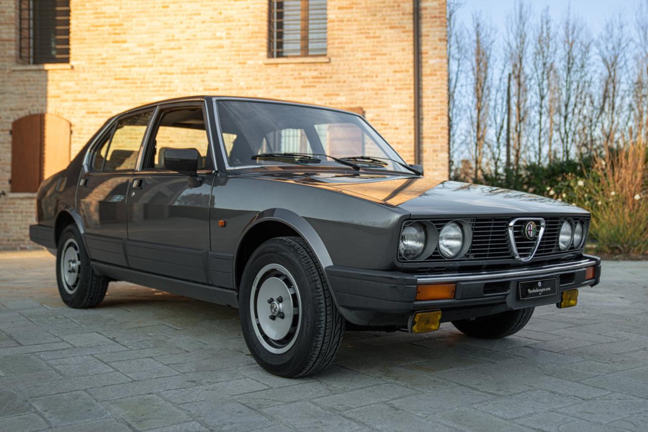 1984 Alfa Romeo ALFETTA INIEZIONE QUADRIFOGLIO ORO